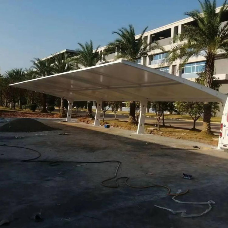 白沙膜结构汽车棚
